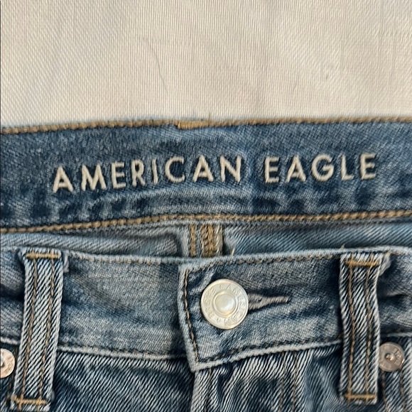 Trendy Ripped Blue Jeans - Picture 3 of 7